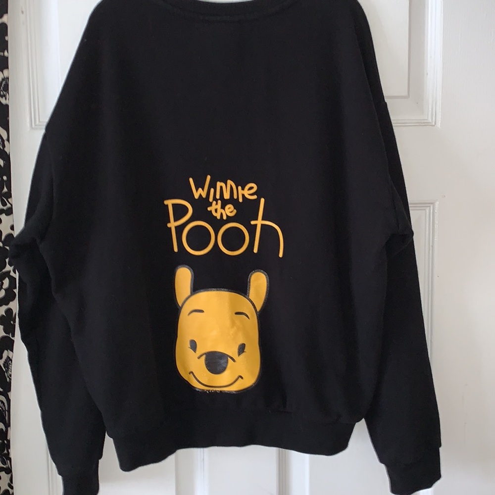 Winnie the Pooh black New Trends sweatshirt size M - Picture 4 of 12